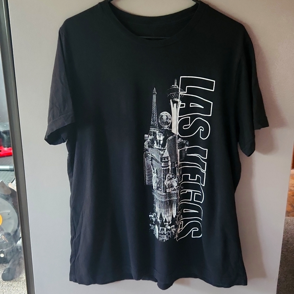 Las Vegas Crewneck Graphic T Shirt